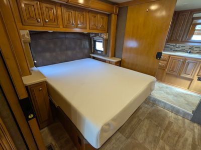 2017 Thor Motor Coach Palazzo - Photo 34