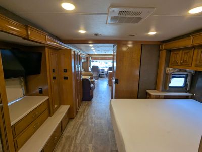 2017 Thor Motor Coach Palazzo - Photo 18