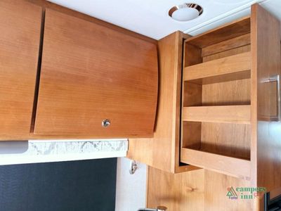 2019 Tiffin Motorhomes Wayfarer - Photo 17