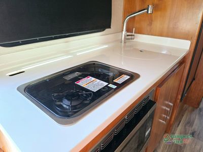 2019 Tiffin Motorhomes Wayfarer - Photo 27
