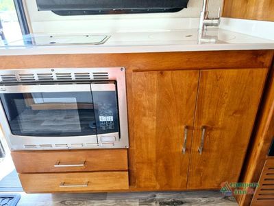 2019 Tiffin Motorhomes Wayfarer - Photo 14