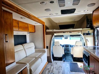 2019 Tiffin Motorhomes Wayfarer - Photo 13