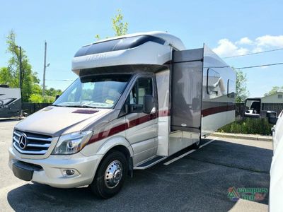 2019 Tiffin Motorhomes Wayfarer - Photo 5