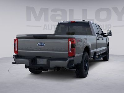 2026 Ford F-350SD - Photo 3