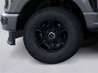 2026 Ford F-350SD - Photo 13