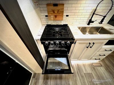2026 Venture RV SportTrek — photo 14 view
