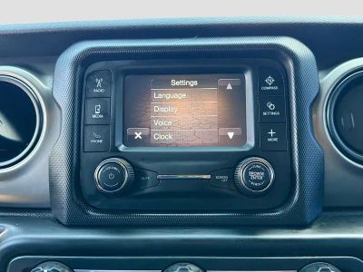 2020 Jeep Gladiator — photo 29 view
