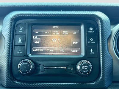 2020 Jeep Gladiator — photo 30 view