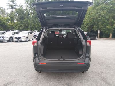 2022 Toyota RAV4 - Photo 11
