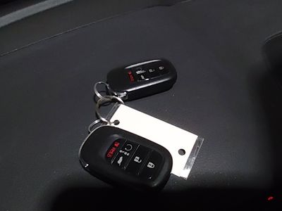 2023 Honda Pilot — photo 15 view