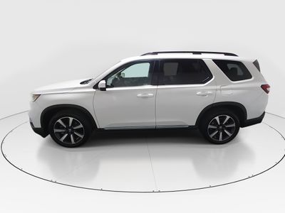 2023 Honda Pilot — interior view