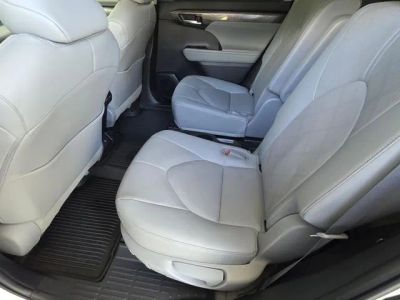 2023 Toyota Highlander - Photo 10