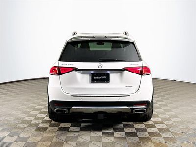2022 Mercedes-Benz GLE — engine compartment view