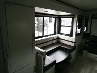 2026 Jayco NORTH TRAIL - Photo 9