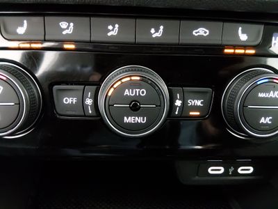 2024 Volkswagen Jetta — photo 18 view