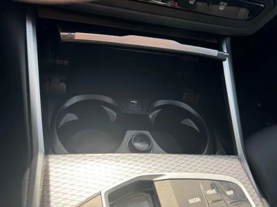 2025 BMW 3 Series — photo 14 view
