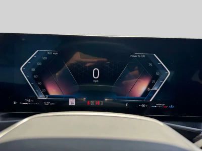 2025 BMW 3 Series — photo 16 view