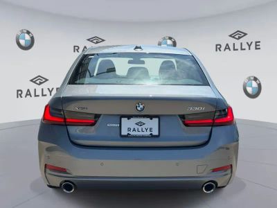 2025 BMW 3 Series — detail view