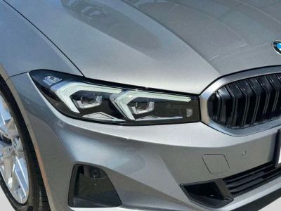 2025 BMW 3 Series — photo 8 view