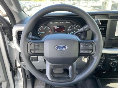 2025 Ford F-250SD - Photo 13