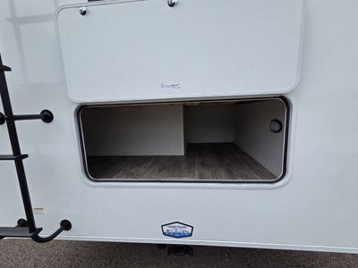2026 Jayco Eagle HT - Photo 9