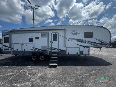 2020 Highland Ridge RV Open Range — interior view