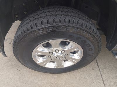 2024 Ram 2500 — photo 10 view
