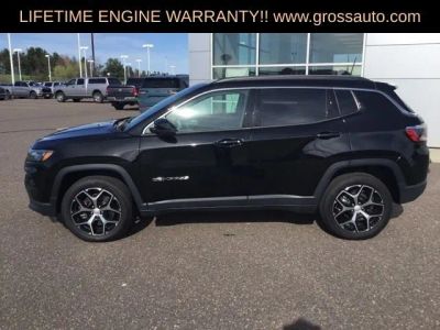2024 Jeep Compass — detail view