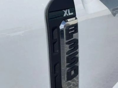 2026 Ford F-350SD — photo 22 view