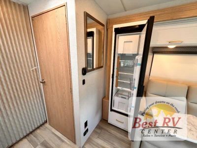 2026 Thor Motor Coach Four Winds Sprinter - Photo 37