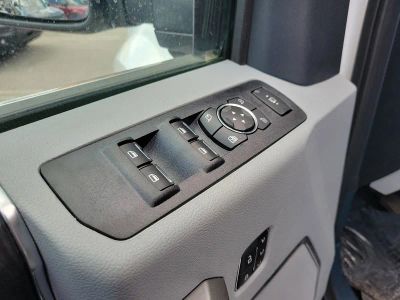 2022 Ford F-450SD — photo 16 view