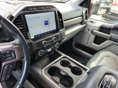 2022 Ford F-450SD — photo 23 view