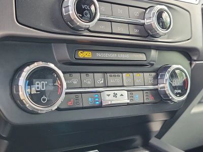 2022 Ford F-450SD — photo 27 view