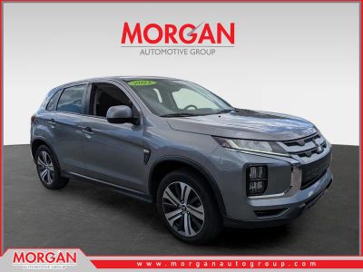 2021 Mitsubishi Outlander Sport LE in Alloy Silver Metallic — front three-quarter view