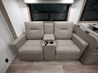 2027 Jayco GREYHAWK — photo 20 view