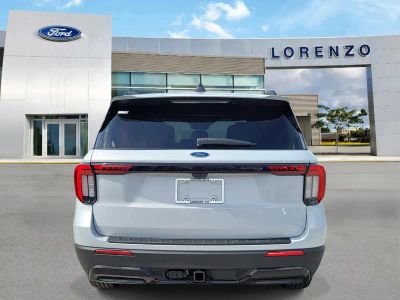 2026 Ford Explorer — detail view