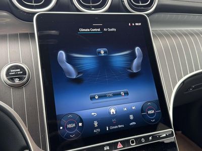 2026 Mercedes-Benz GLC — photo 28 view