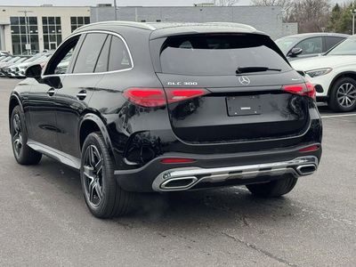 2026 Mercedes-Benz GLC — photo 8 view