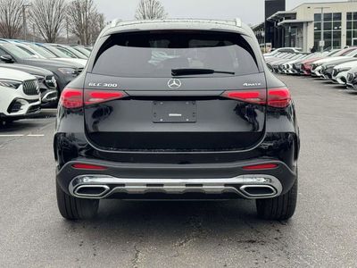2026 Mercedes-Benz GLC — photo 9 view