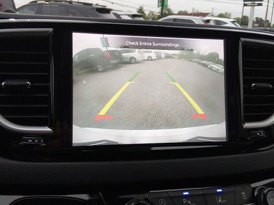 2024 Chrysler Pacifica — photo 16 view
