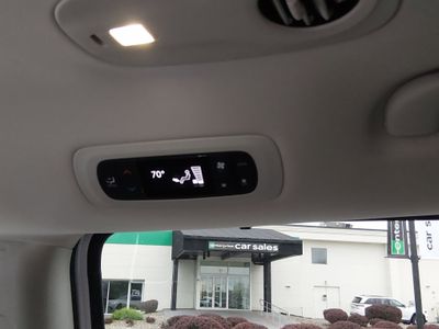 2024 Chrysler Pacifica — photo 19 view