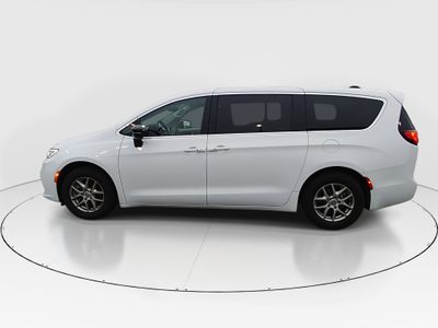 2024 Chrysler Pacifica — interior view