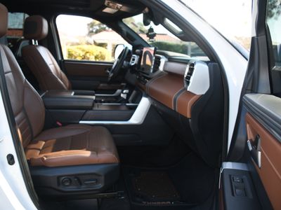 2022 Toyota Tundra Hybrid - Photo 29