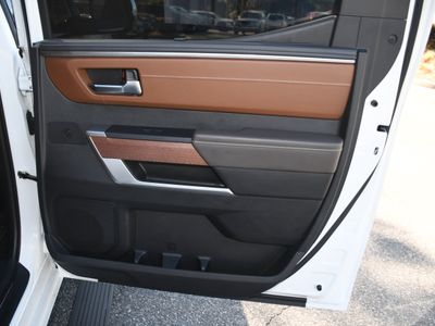 2022 Toyota Tundra Hybrid - Photo 21
