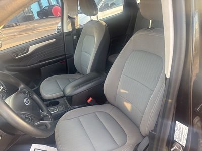2022 Ford Escape - Photo 21