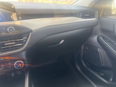 2022 Ford Escape - Photo 18