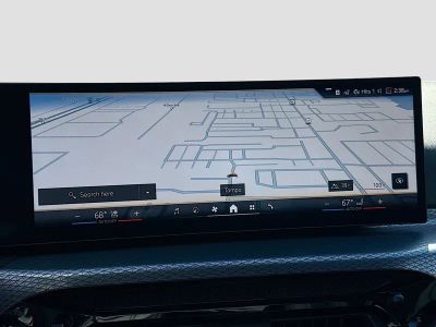 2026 BMW 3 Series — photo 33 view