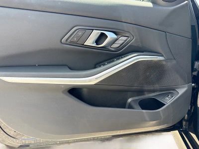 2026 BMW 3 Series — photo 22 view