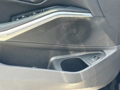 2026 BMW 3 Series — photo 24 view