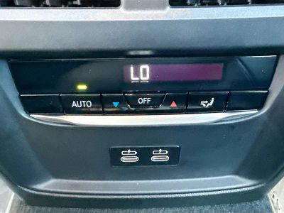 2026 BMW 3 Series — photo 20 view
